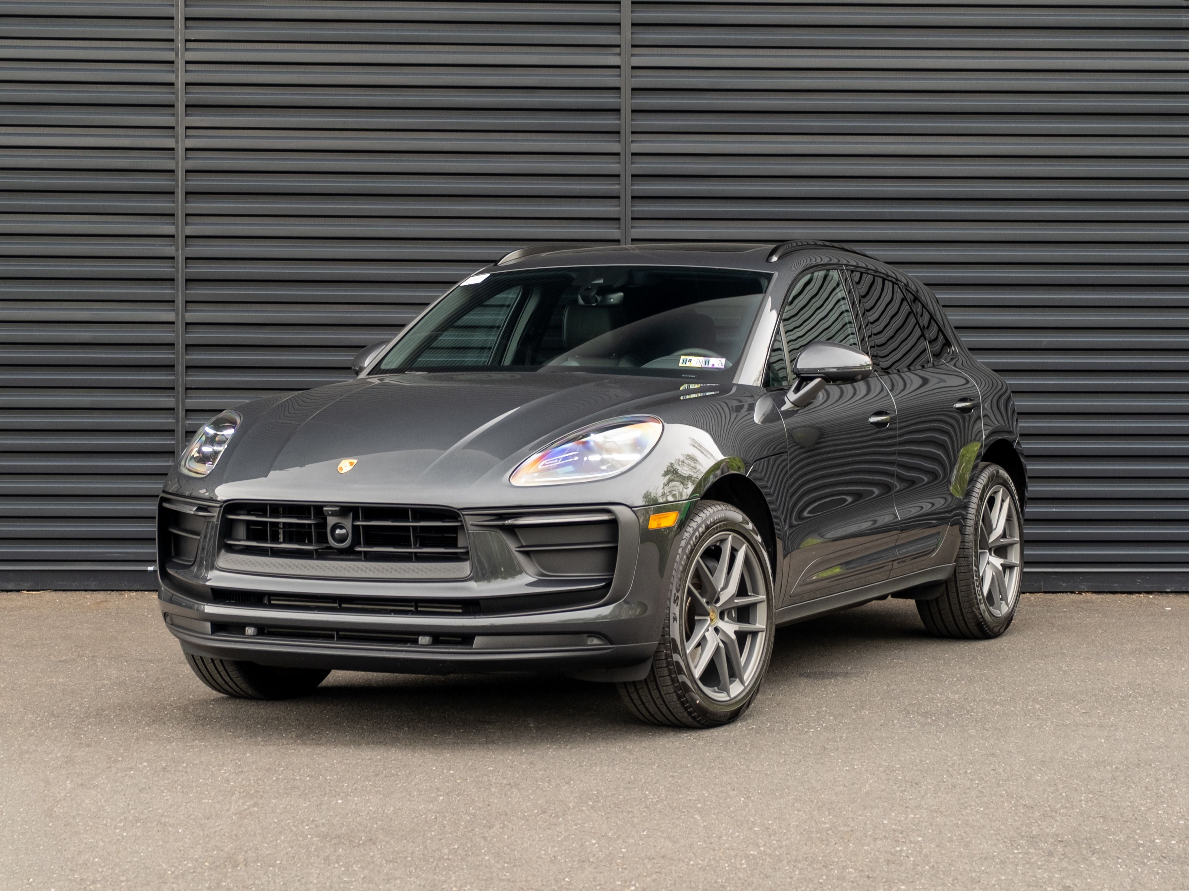 2026 Porsche Macan Base