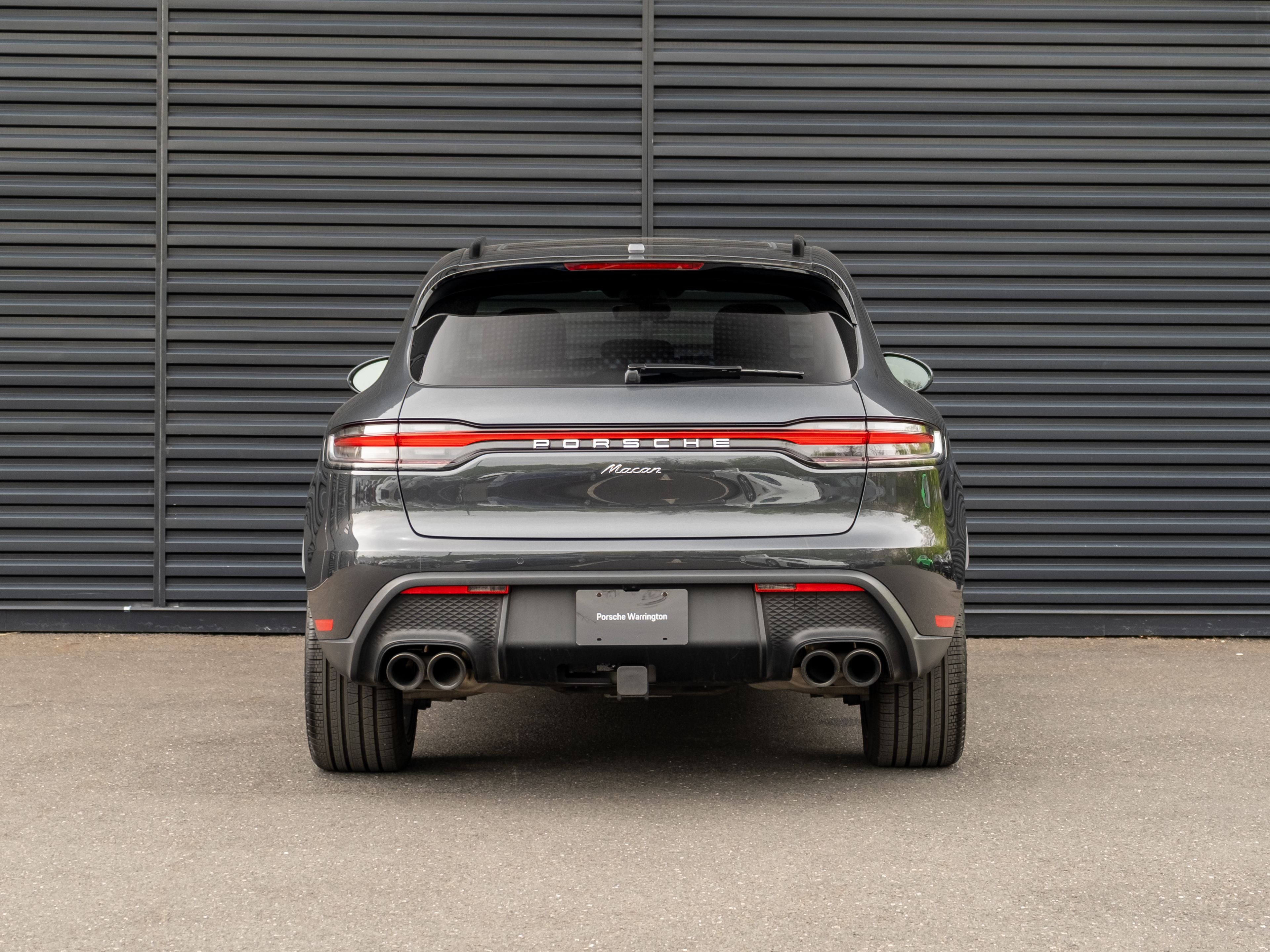 2026 Porsche Macan Base