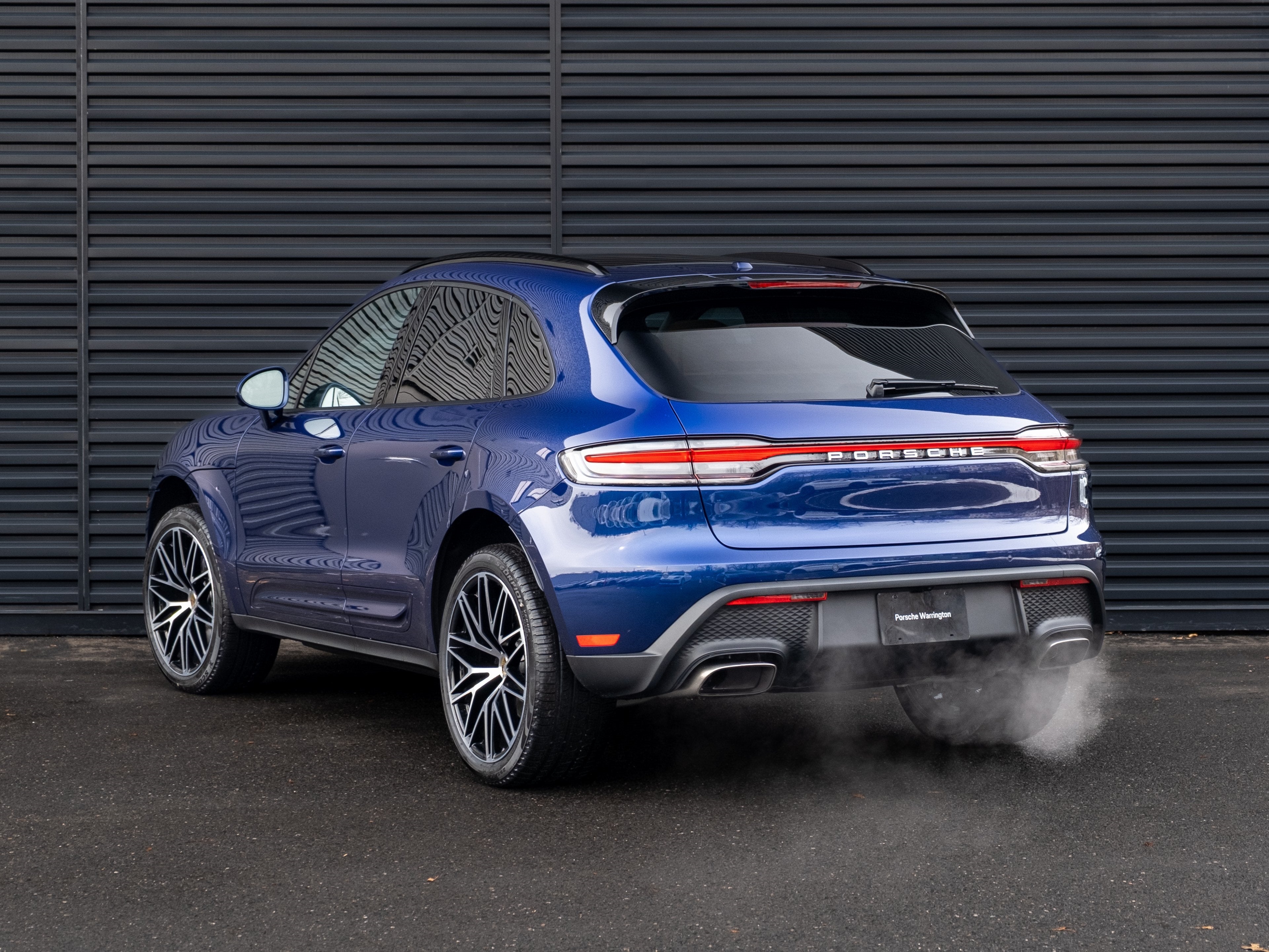 2026 Porsche Macan Base