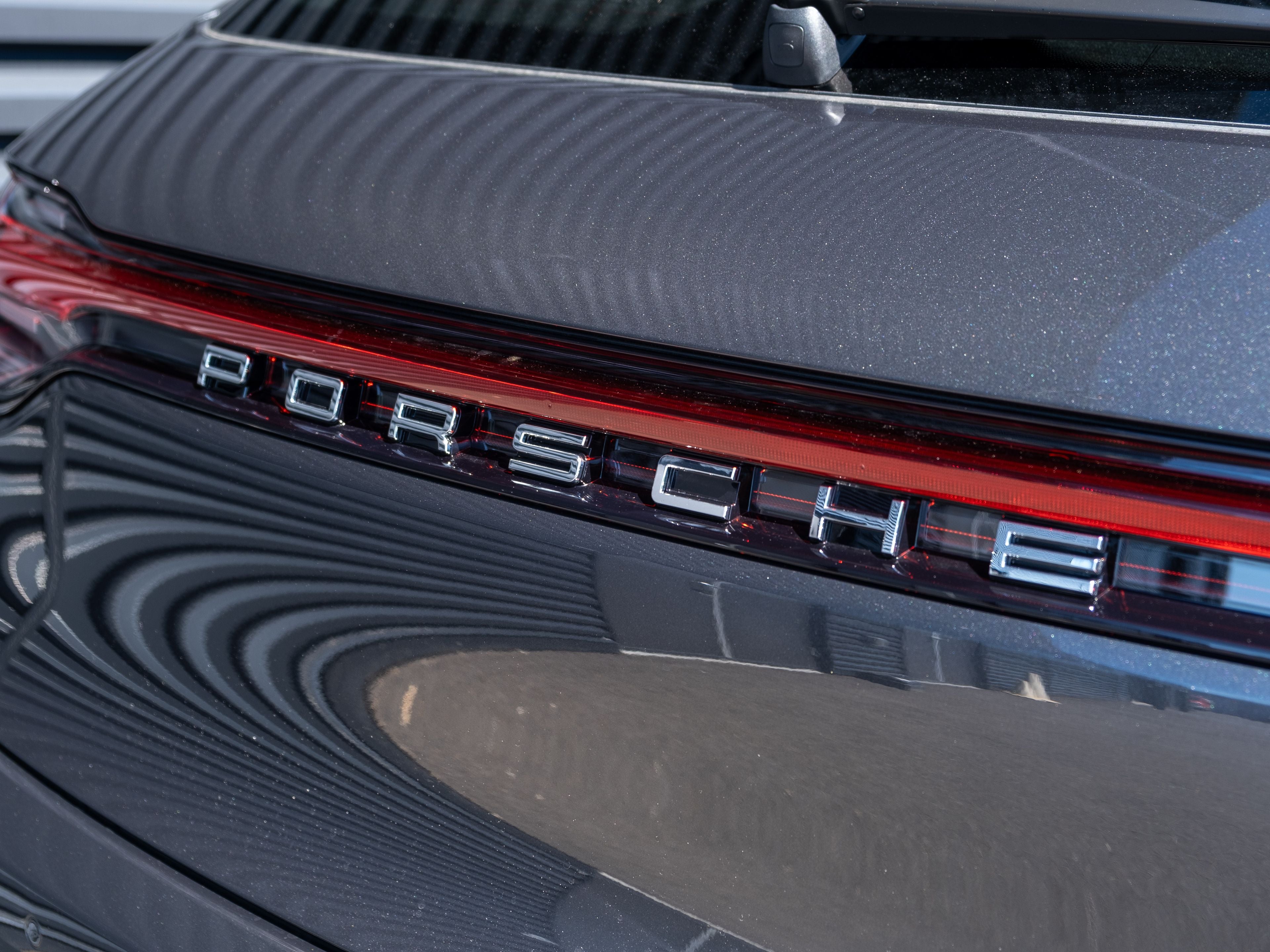 2026 Porsche Macan Base