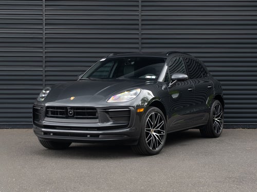 2023 Porsche Macan Base