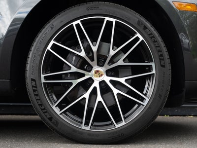 2023 Porsche Macan Base