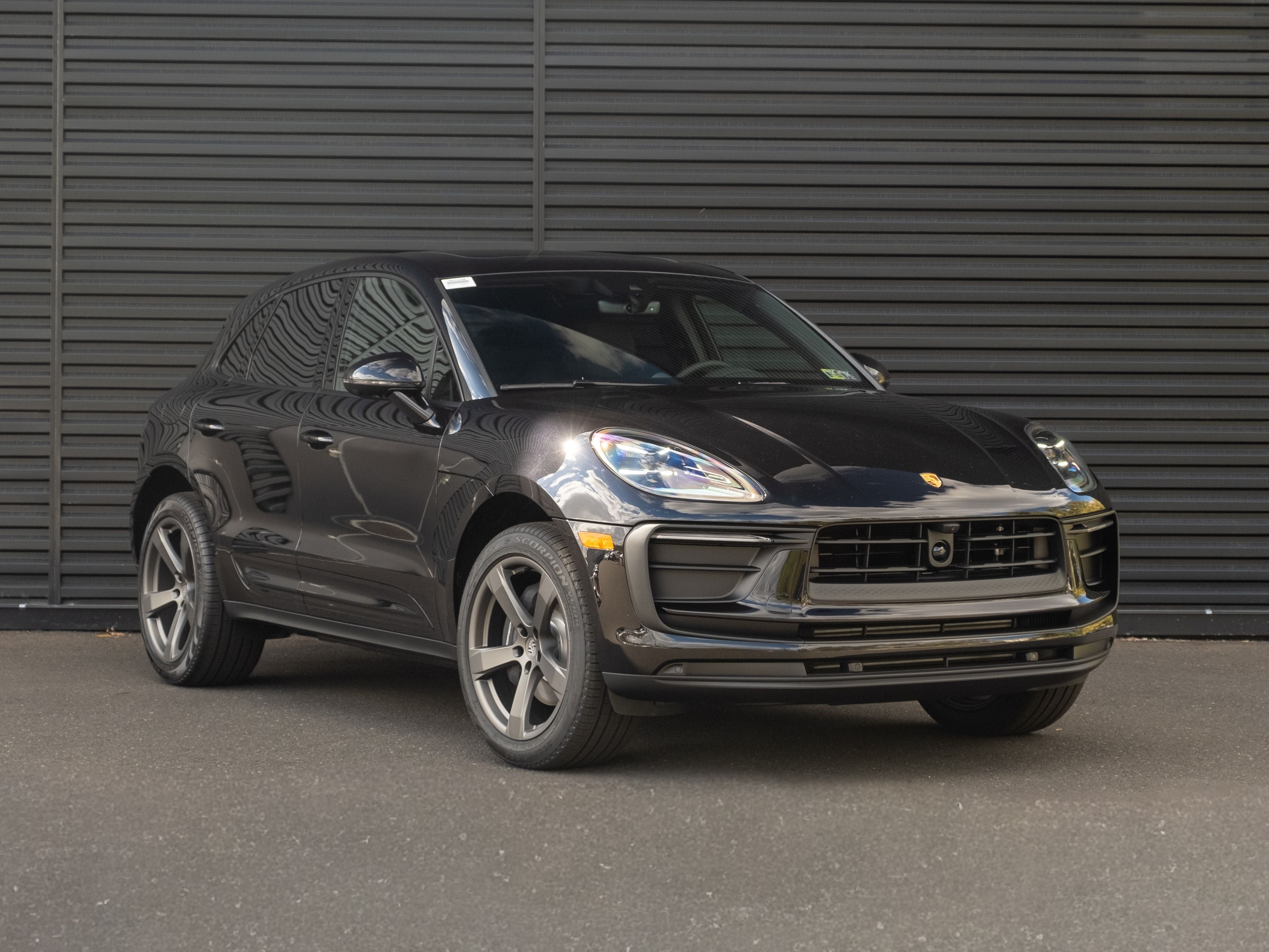 2026 Porsche Macan Base