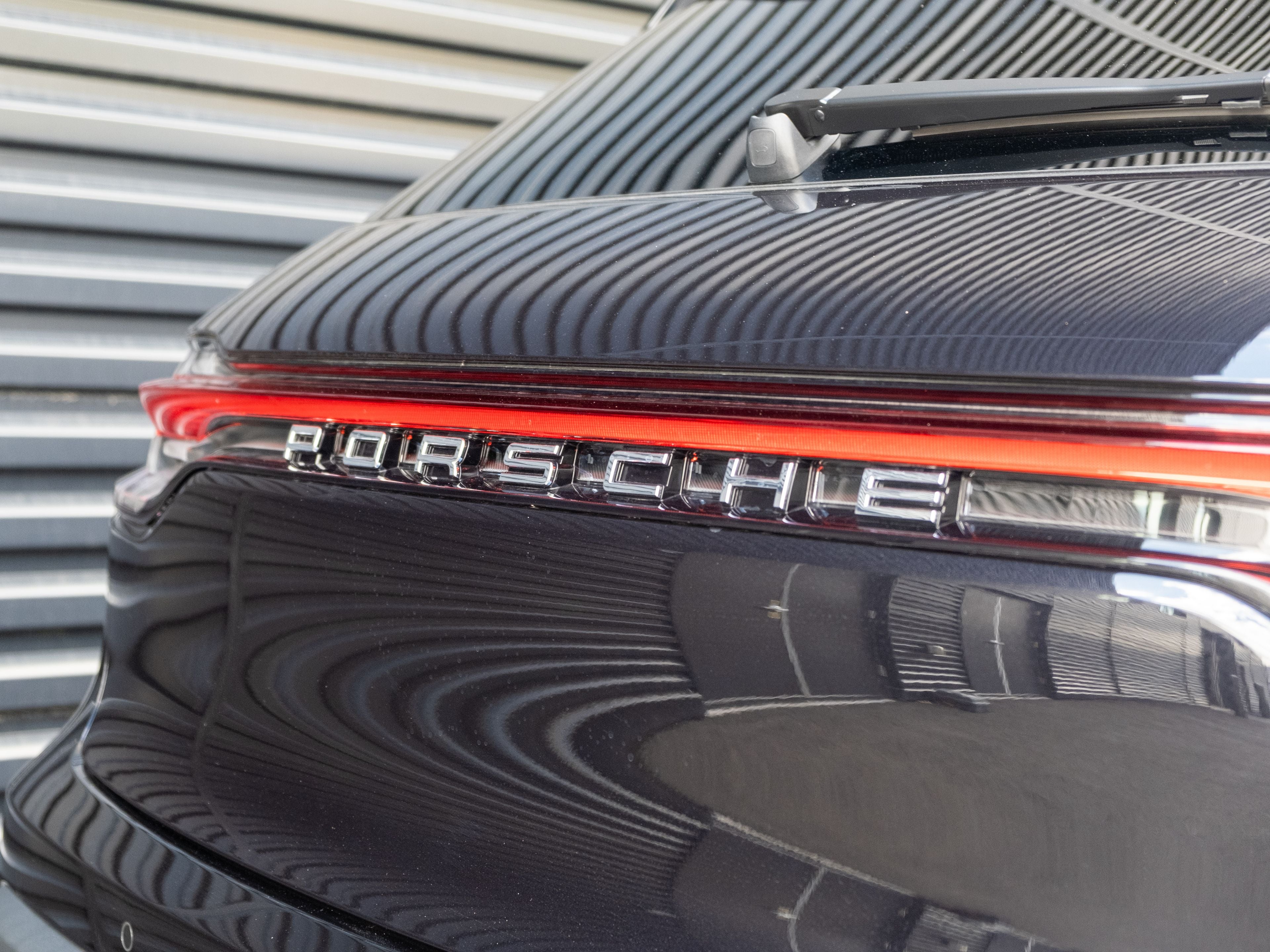 2026 Porsche Macan Base
