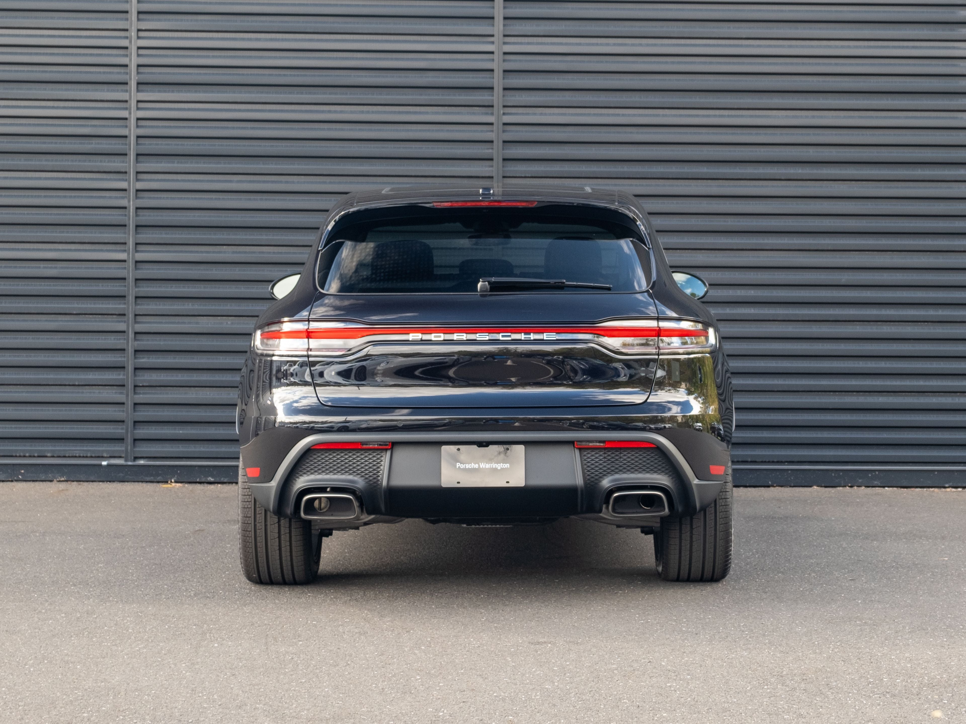 2026 Porsche Macan Base