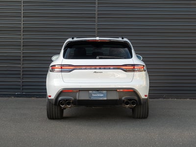 2026 Porsche Macan Base