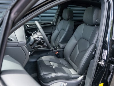 2026 Porsche Macan T
