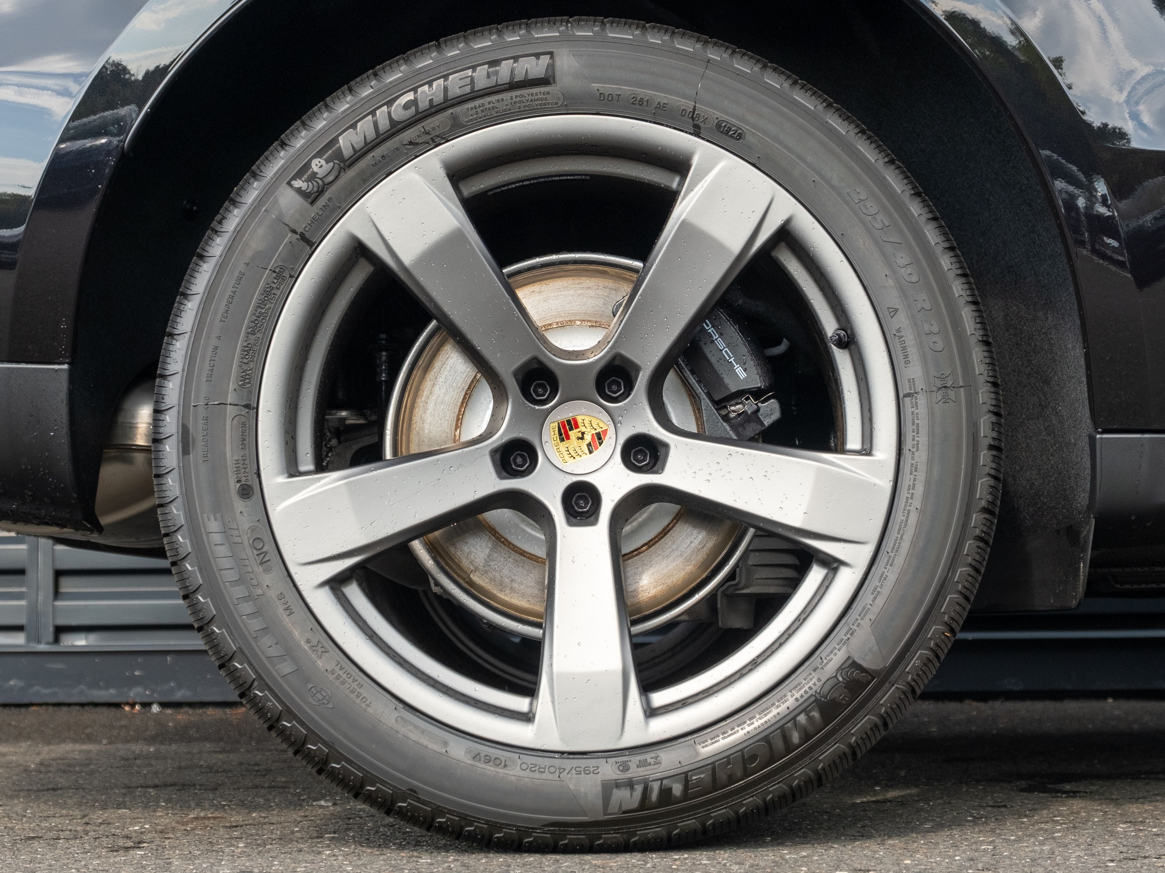 2026 Porsche Macan Base