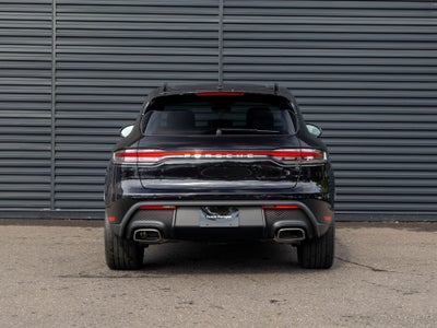 2026 Porsche Macan Base