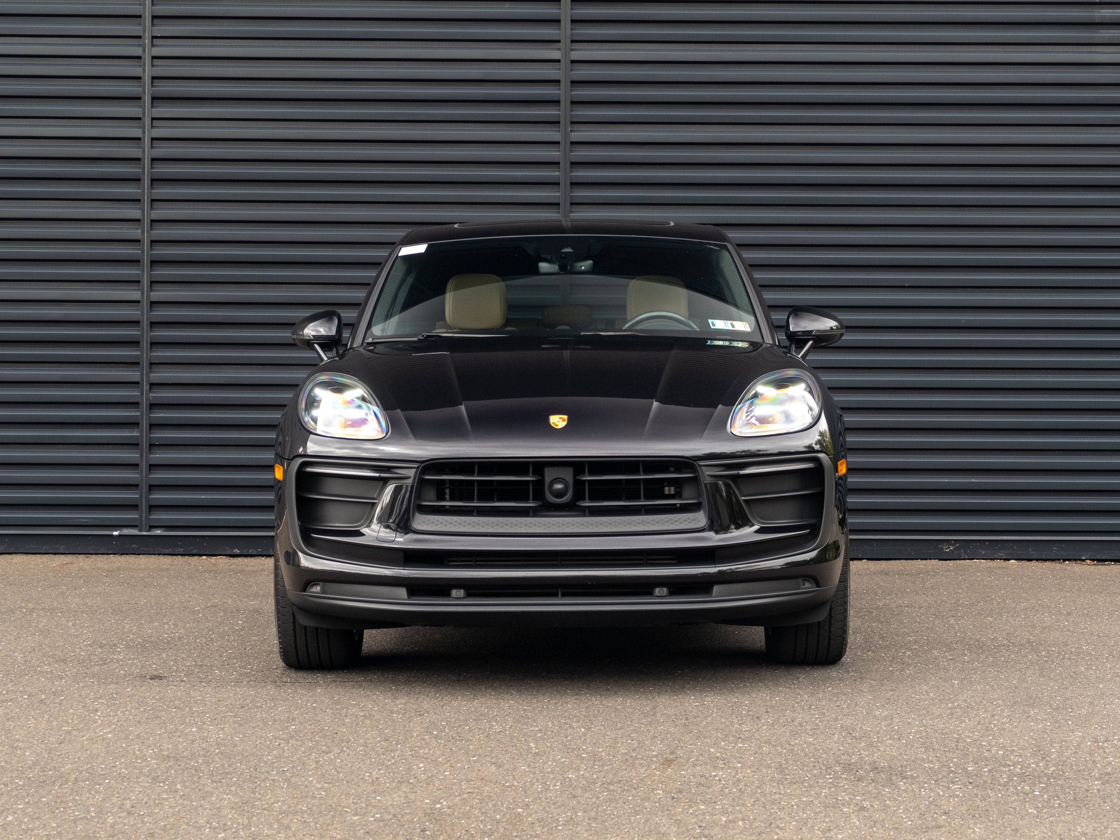 2023 Porsche Macan Base