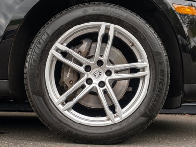 2023 Porsche Macan Base