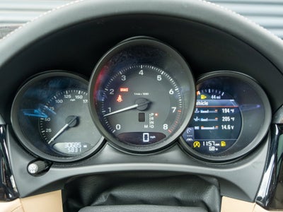 2023 Porsche Macan Base