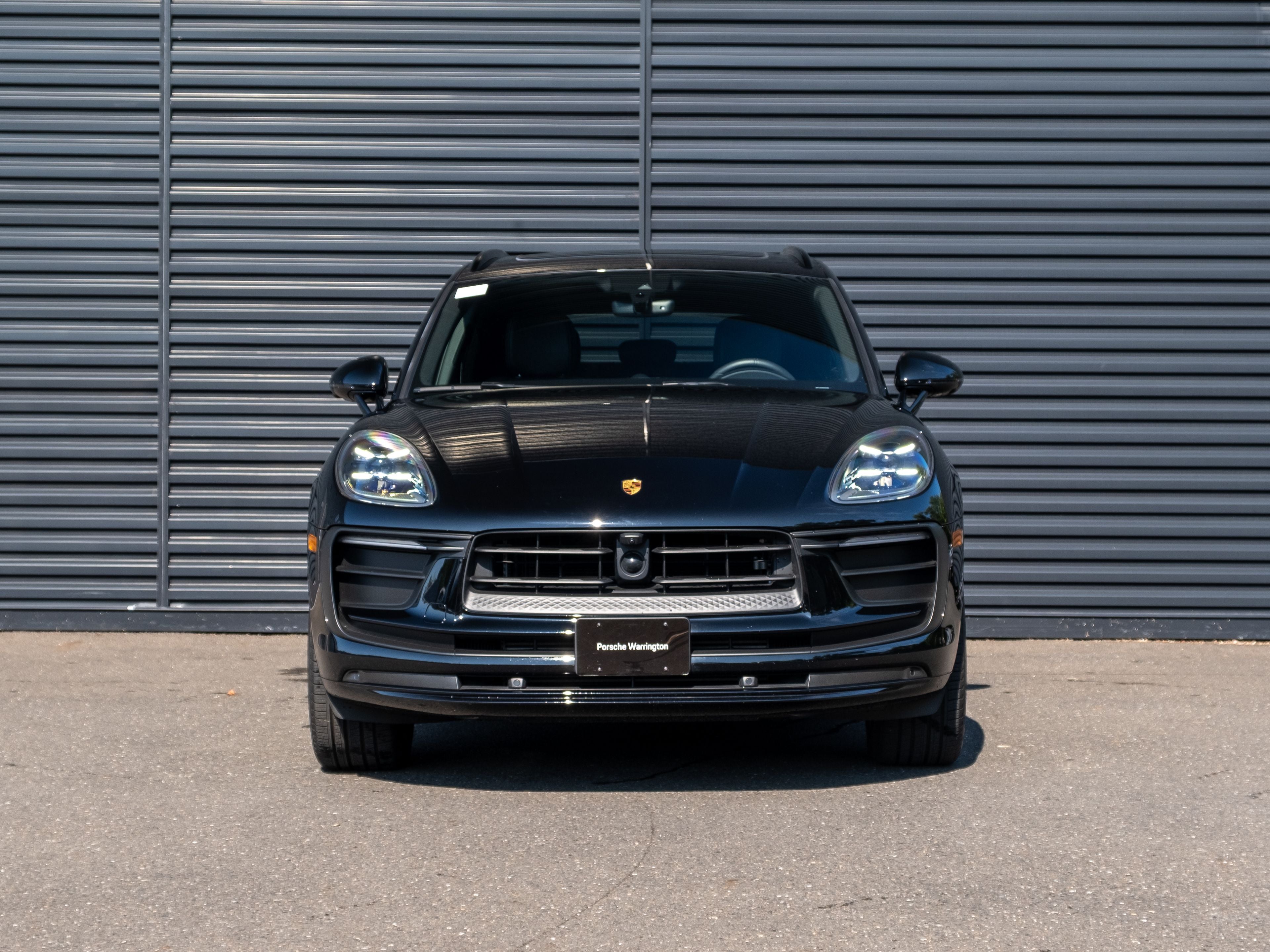 2025 Porsche Macan T