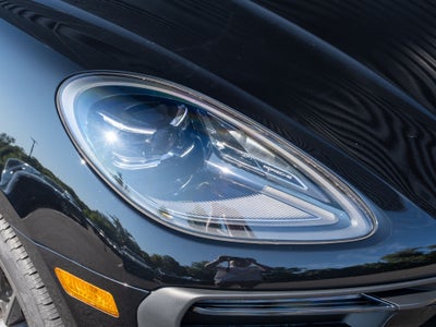 2025 Porsche Macan T