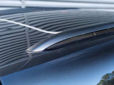2025 Porsche Macan T