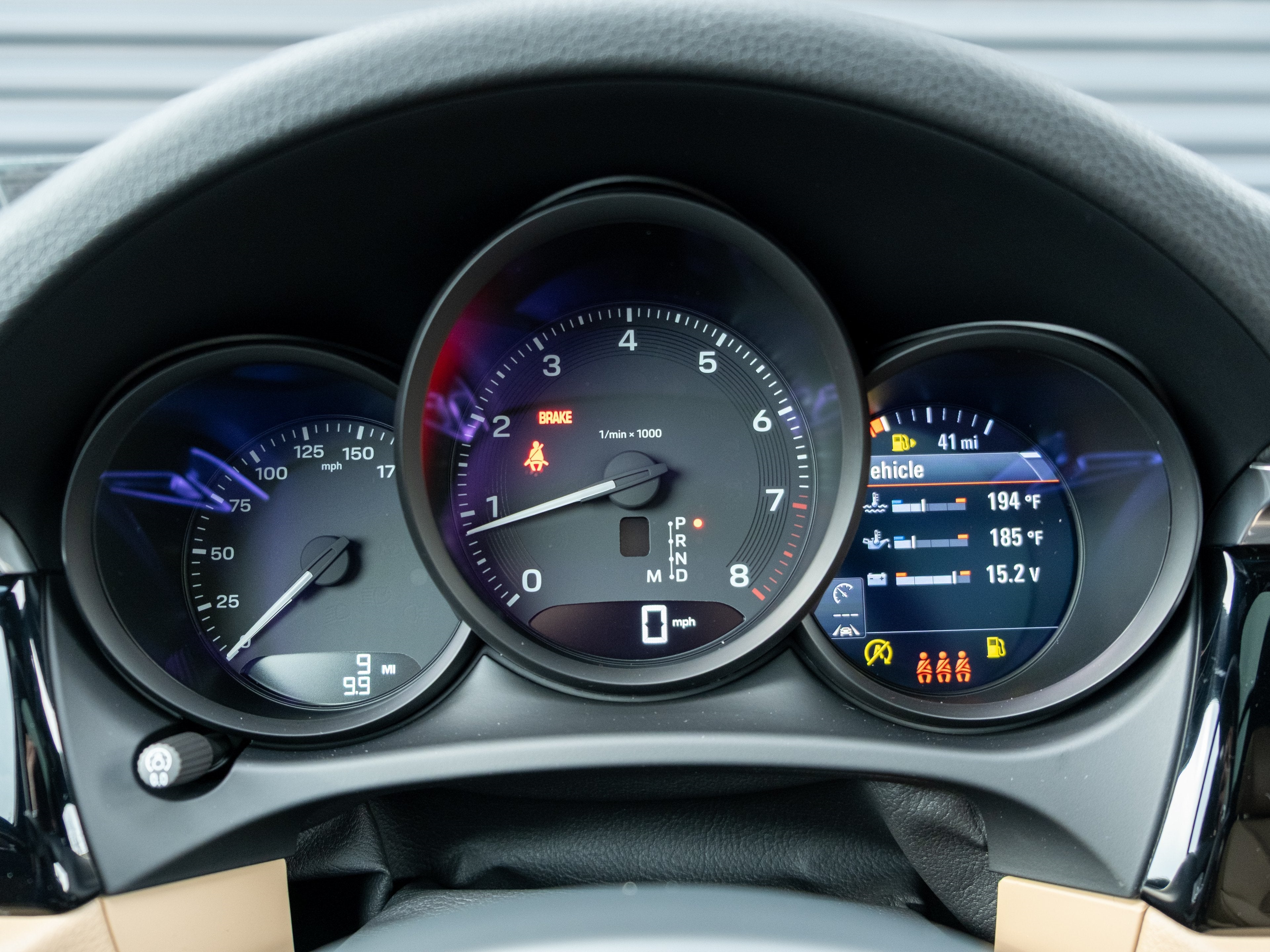 2026 Porsche Macan Base