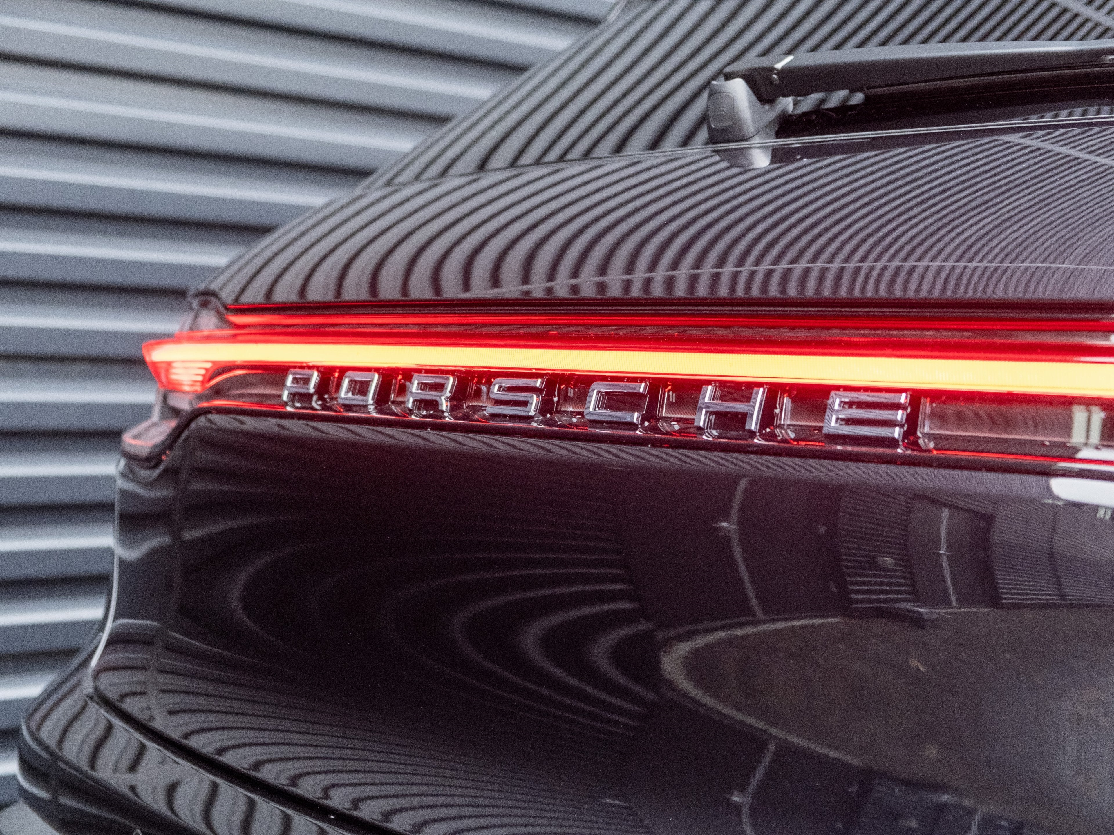 2026 Porsche Macan Base