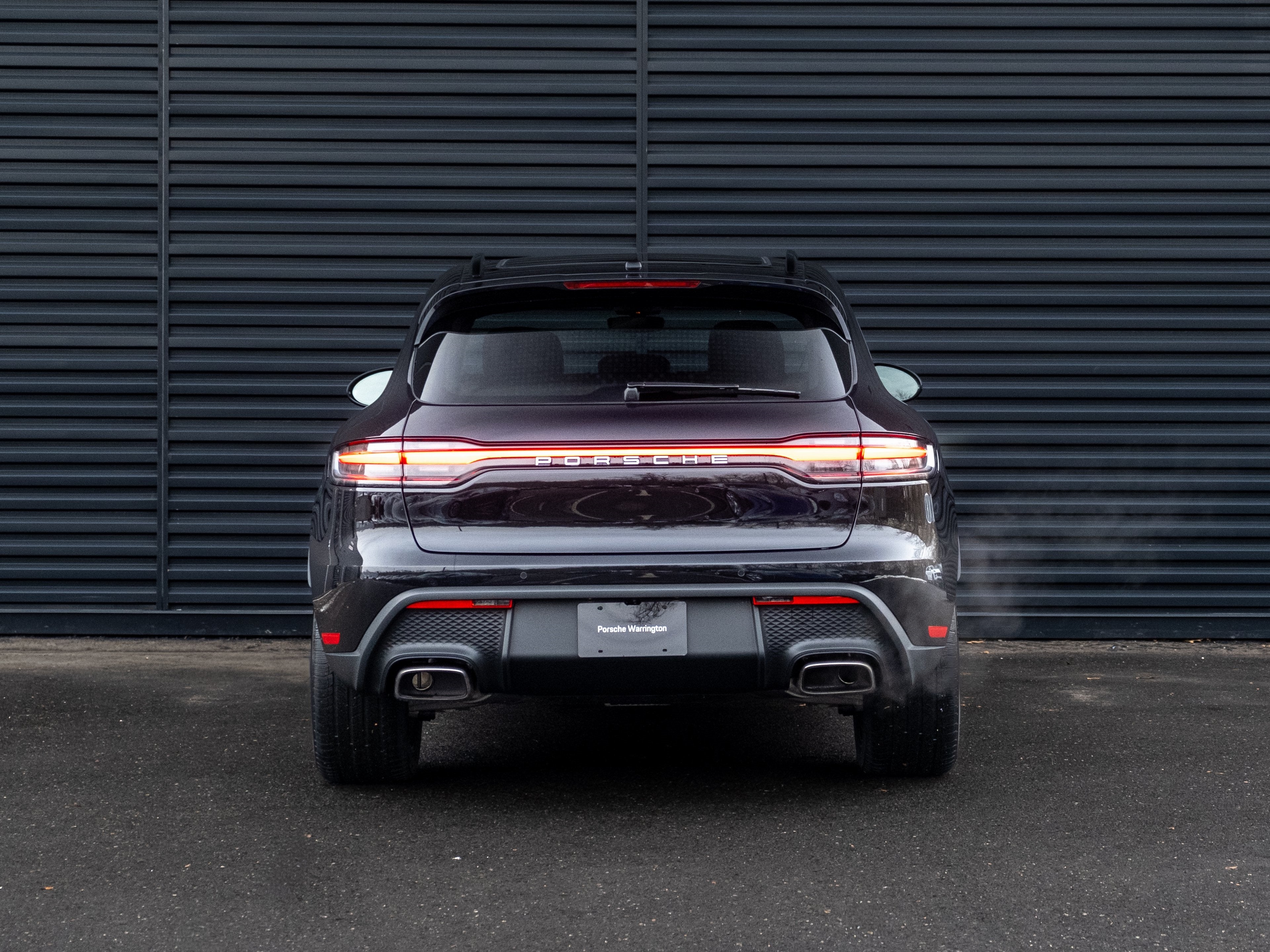 2026 Porsche Macan Base