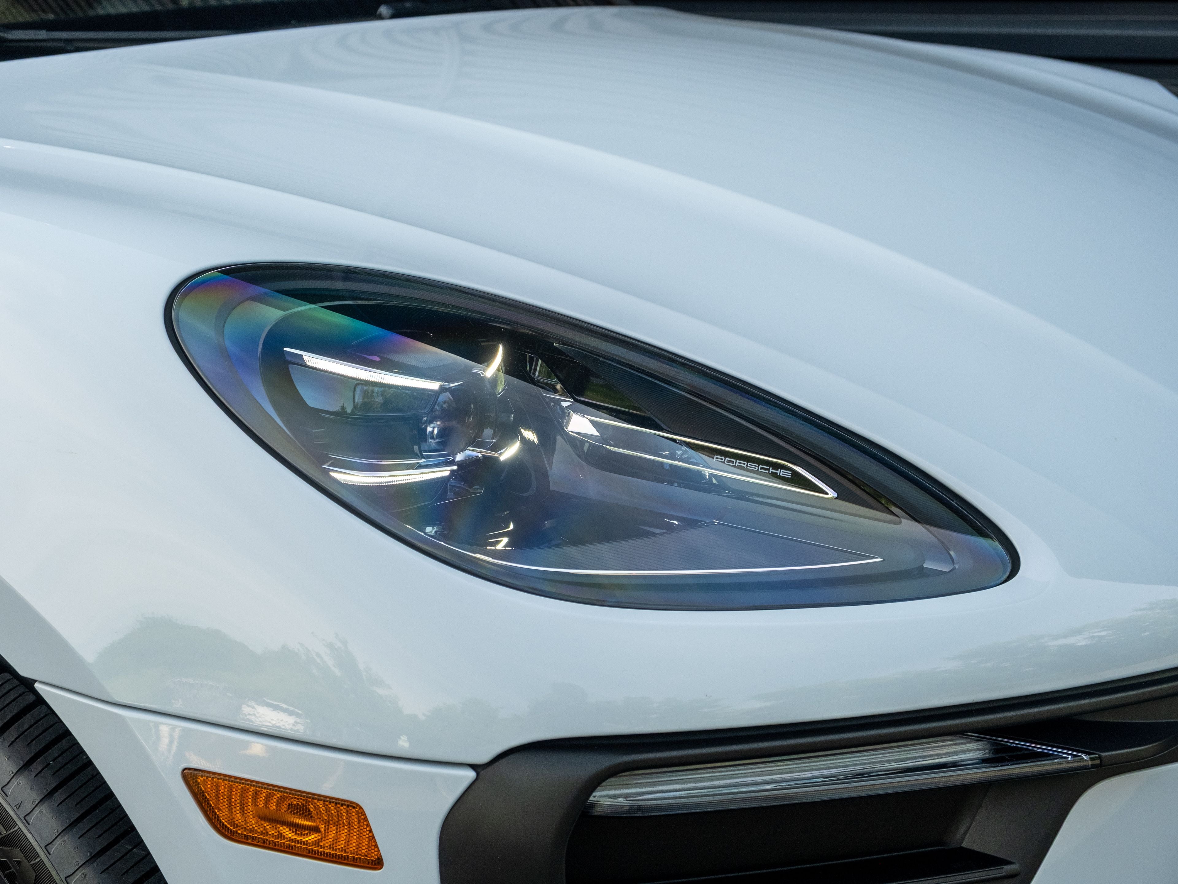 2022 Porsche Macan Base