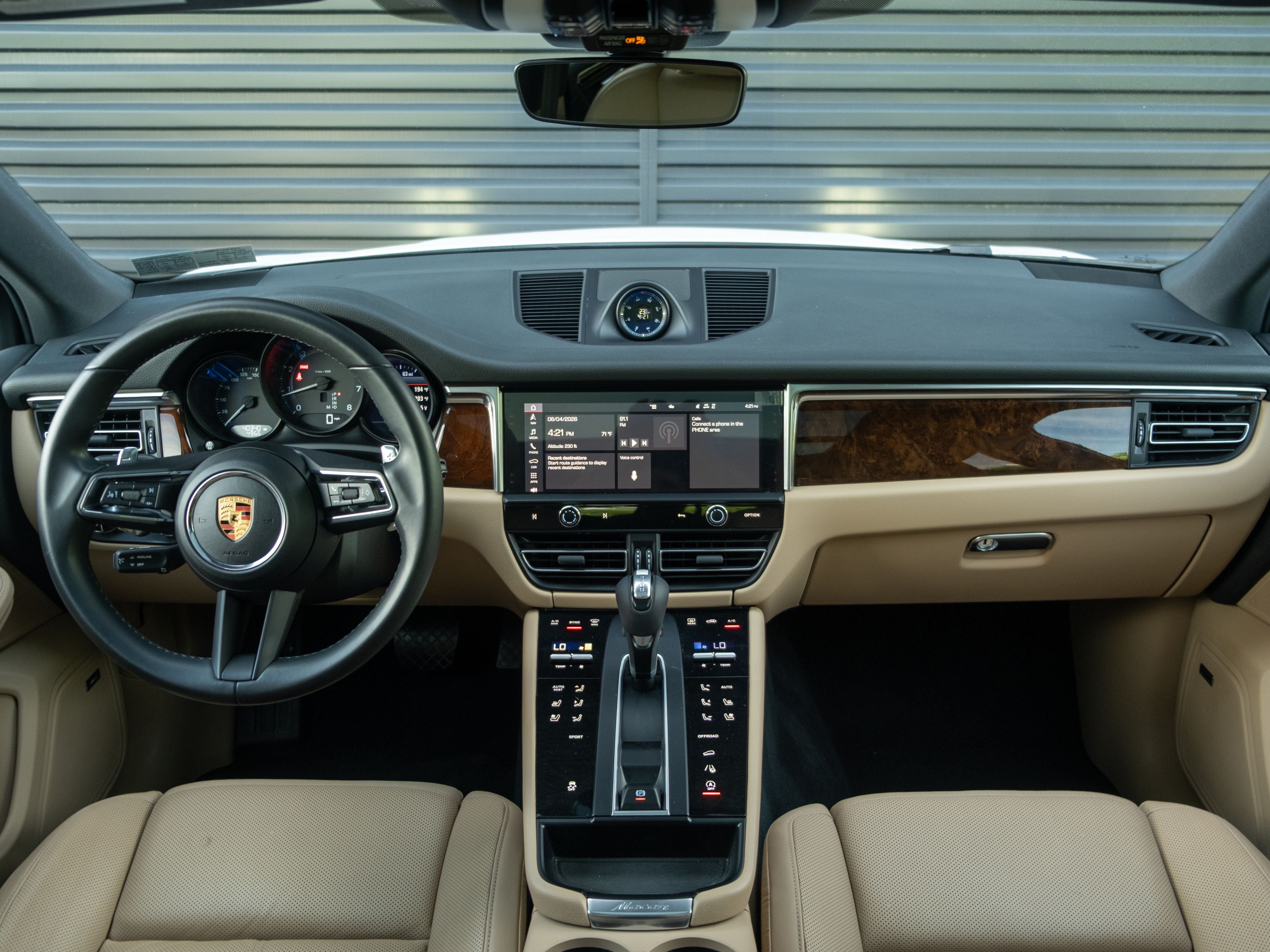 2022 Porsche Macan Base