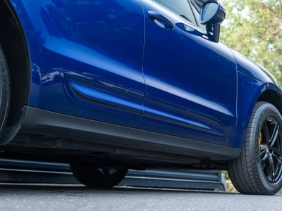 2023 Porsche Macan Base
