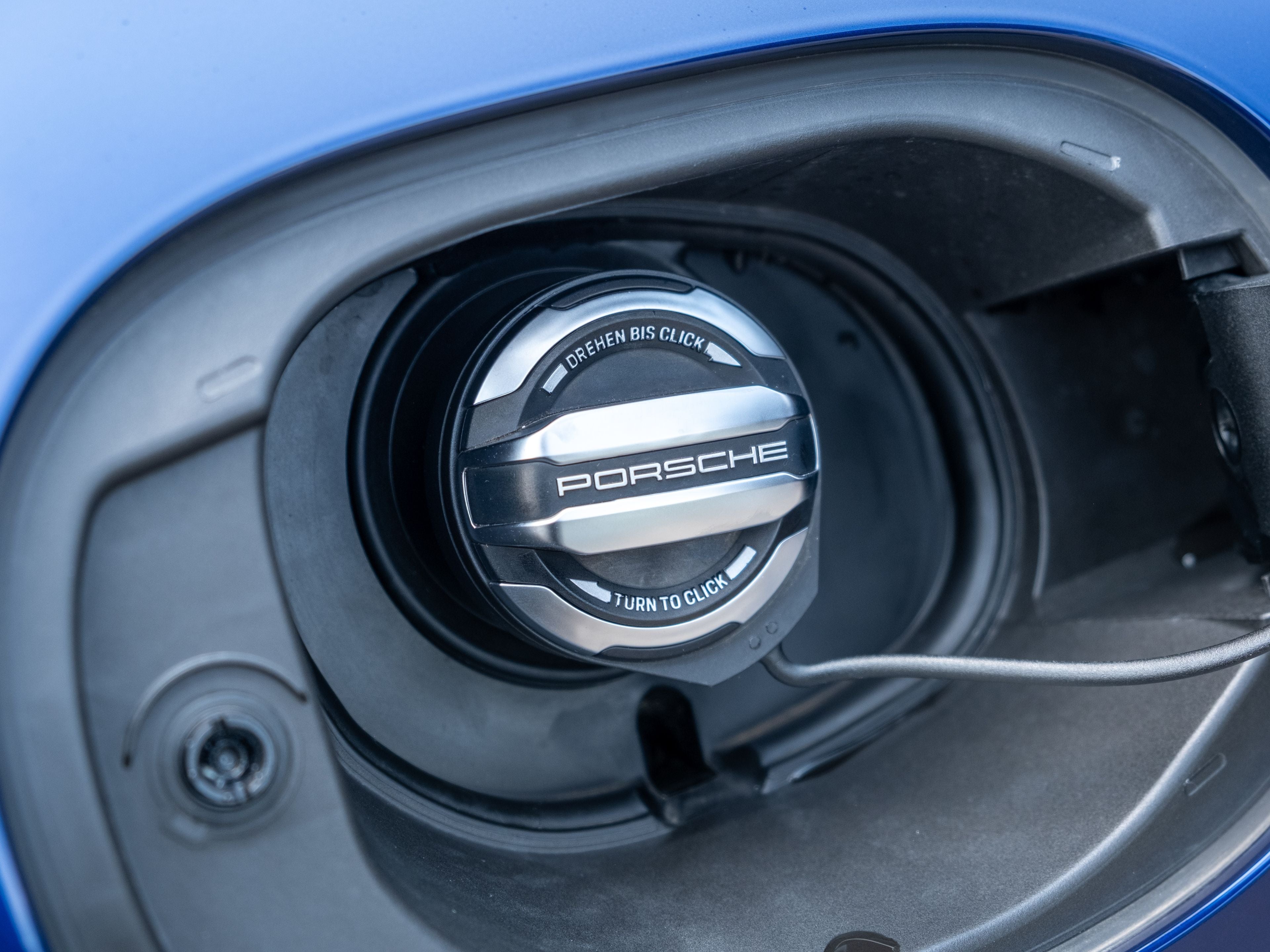 2023 Porsche Macan Base