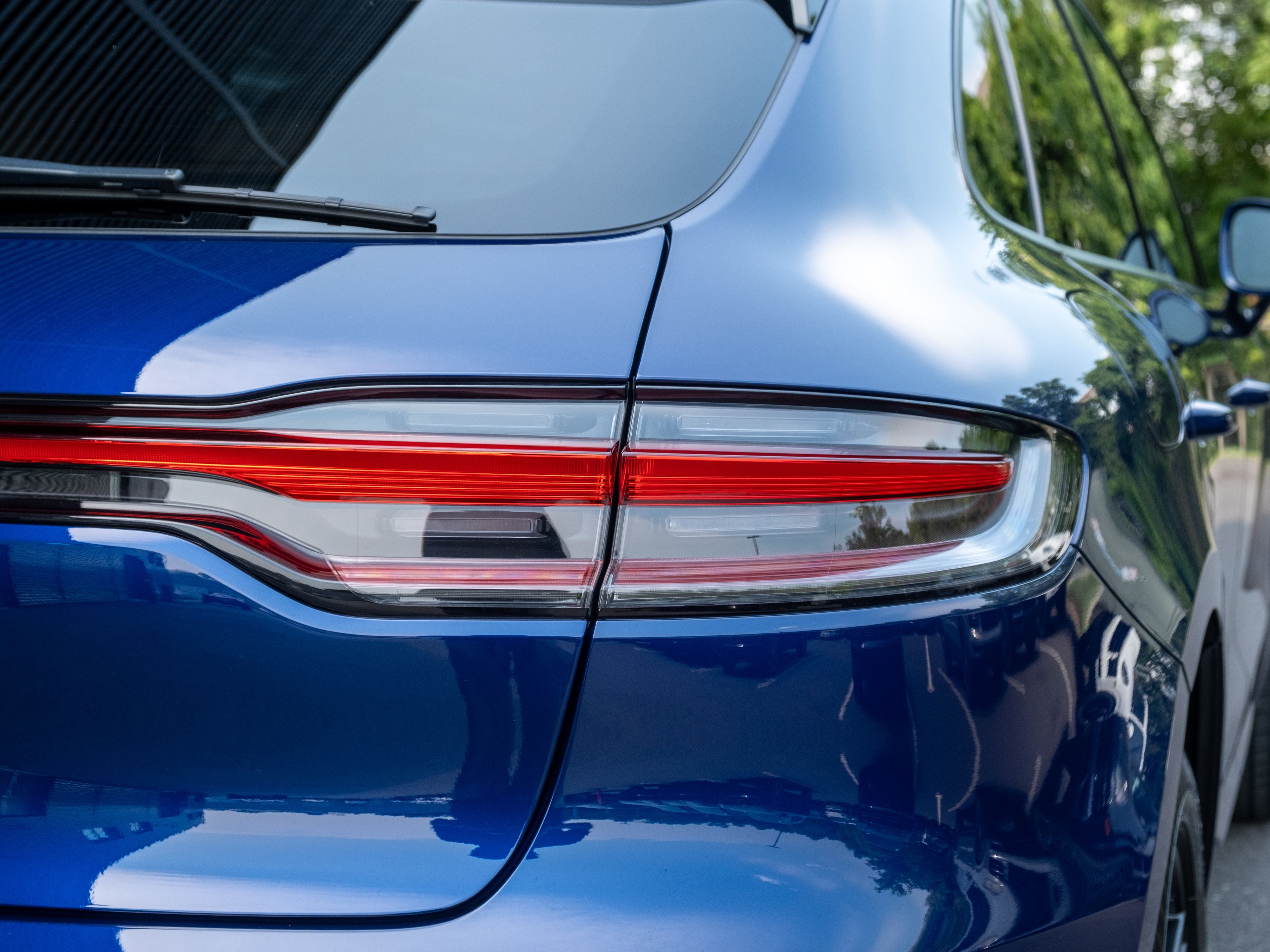 2023 Porsche Macan Base