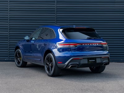 2023 Porsche Macan Base