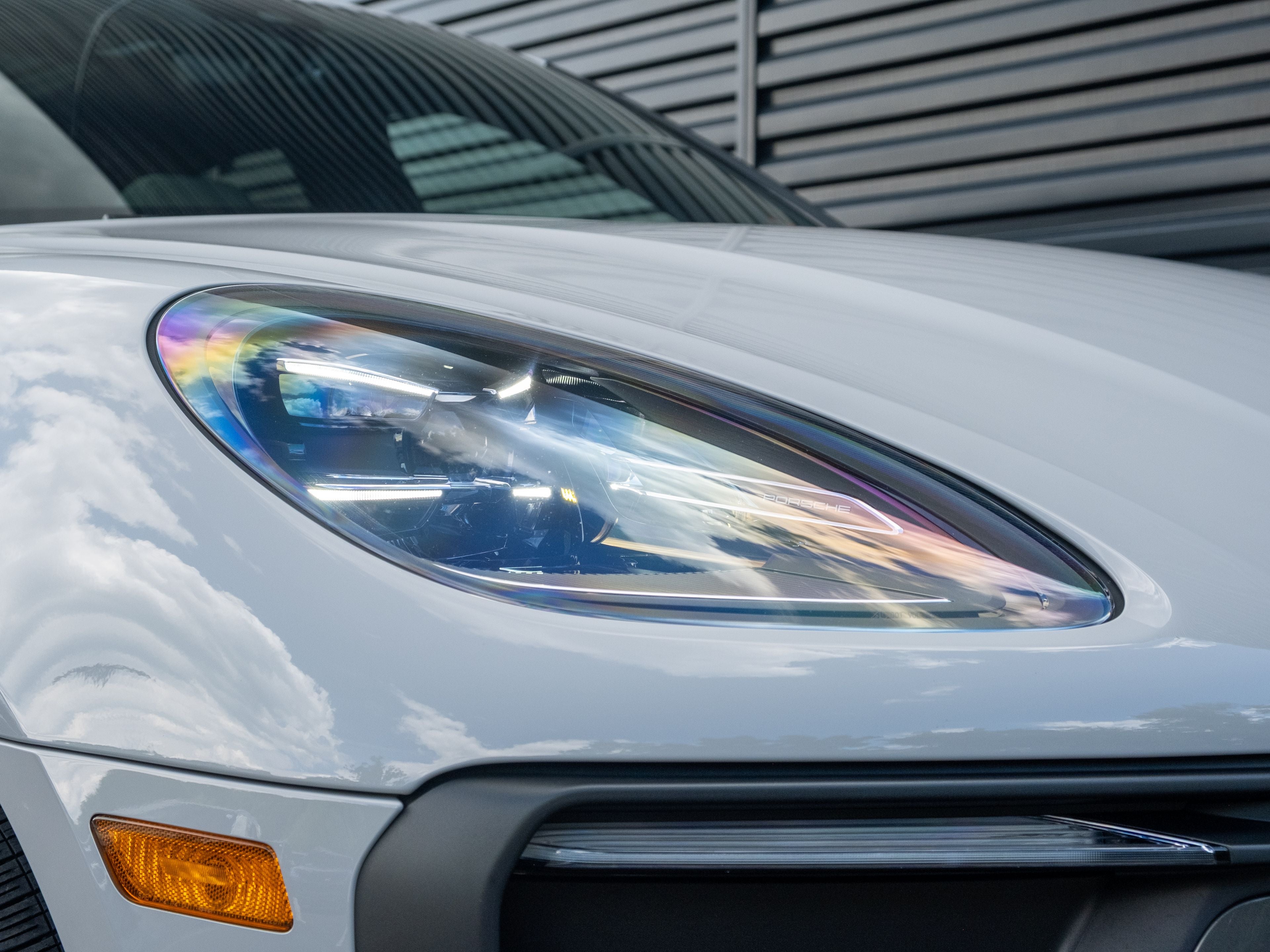 2023 Porsche Macan T