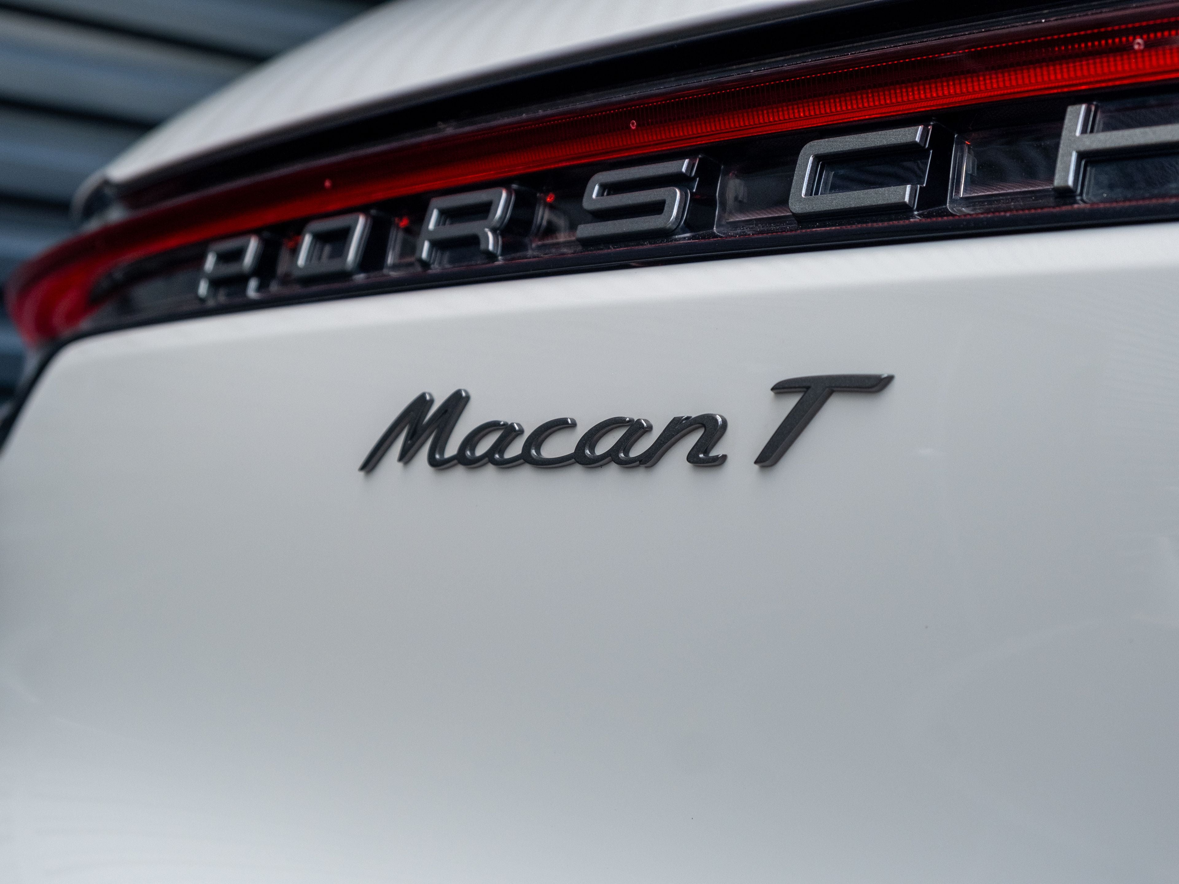 2023 Porsche Macan T