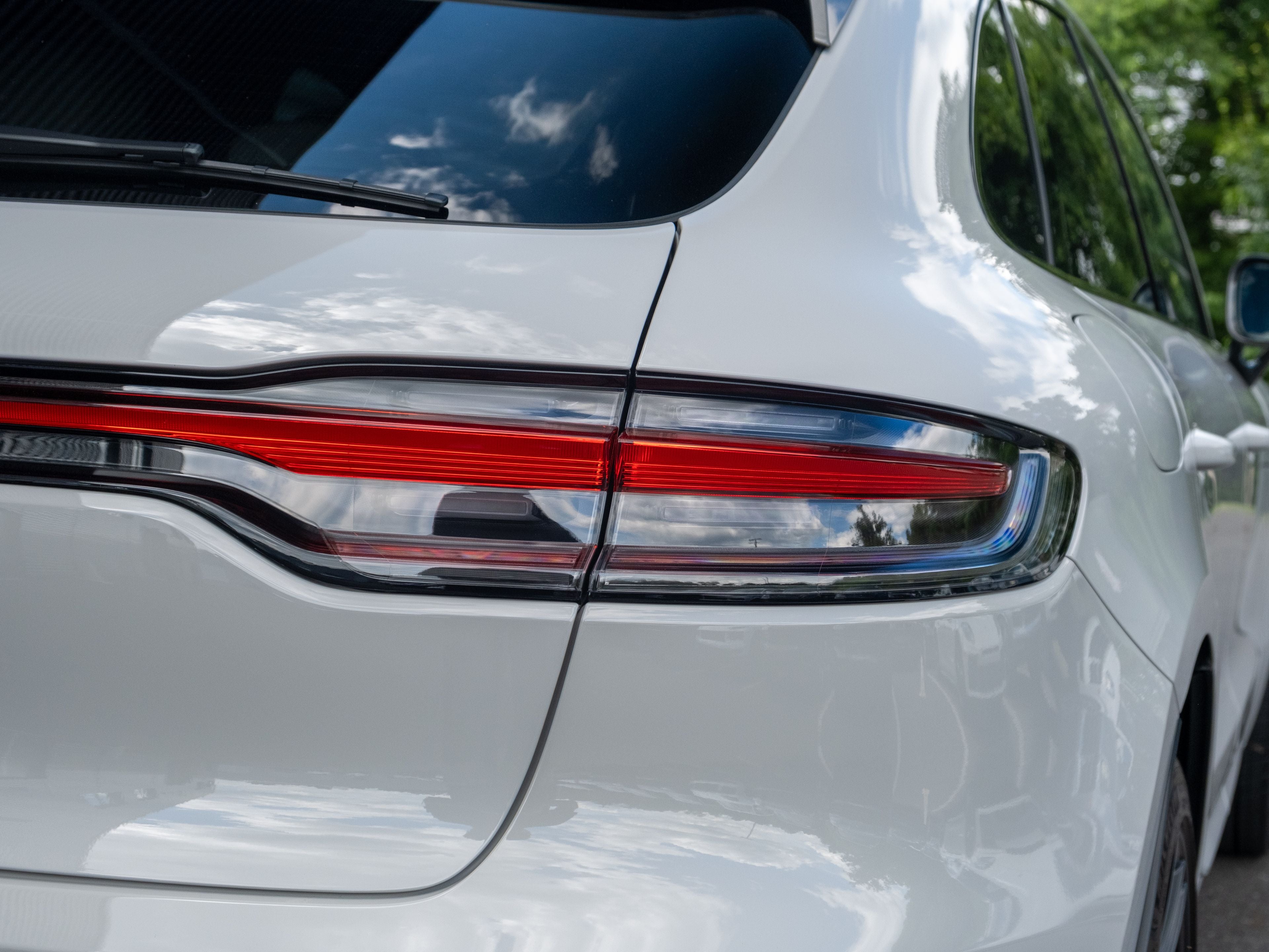 2023 Porsche Macan T