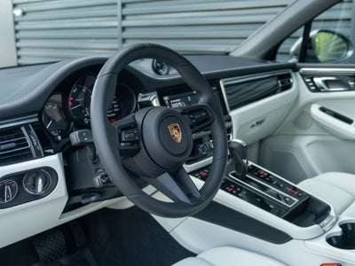 2023 Porsche Macan T
