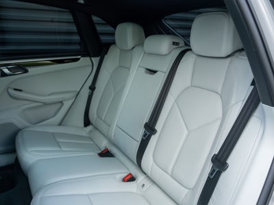 2023 Porsche Macan T