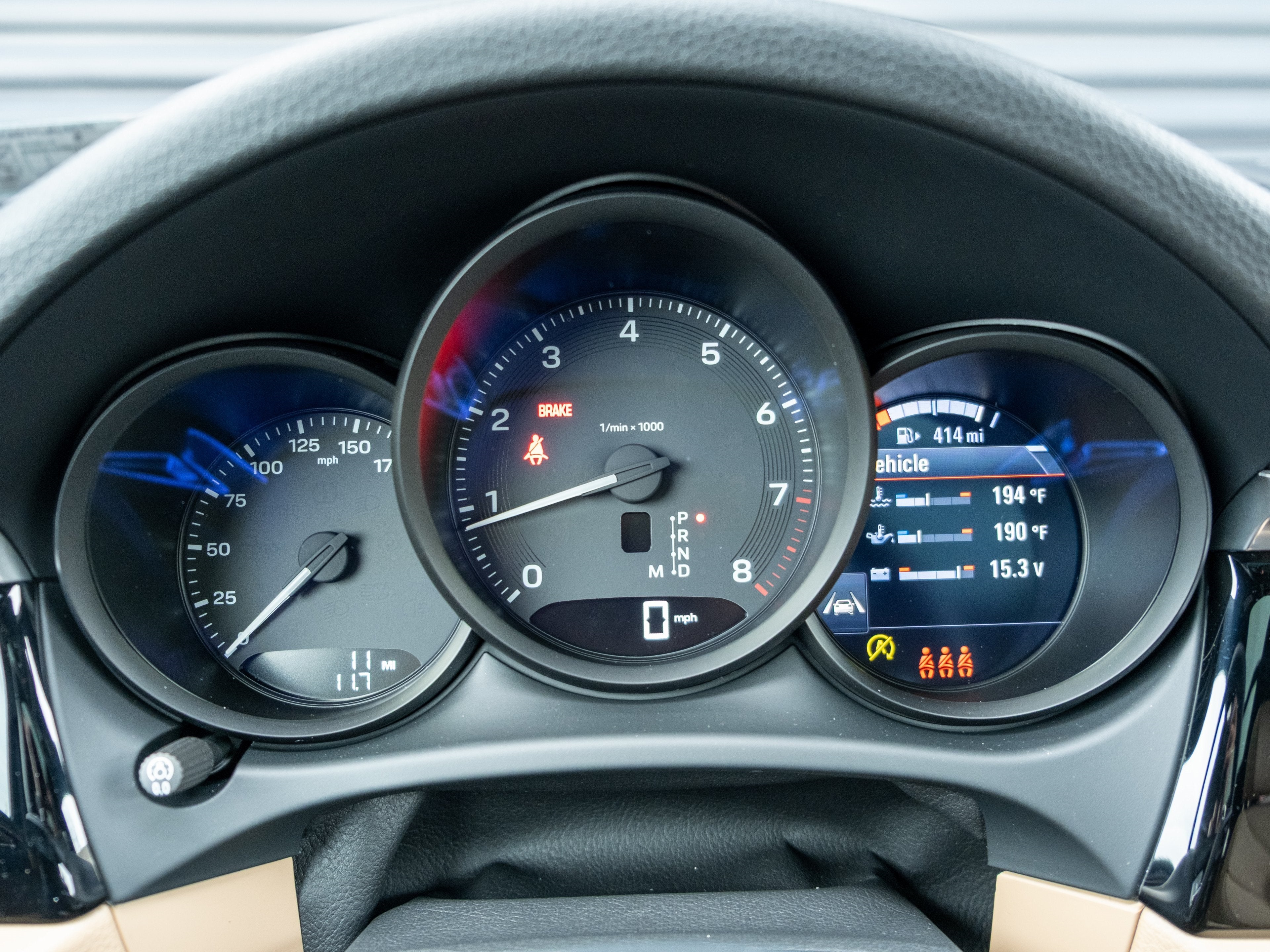 2026 Porsche Macan Base