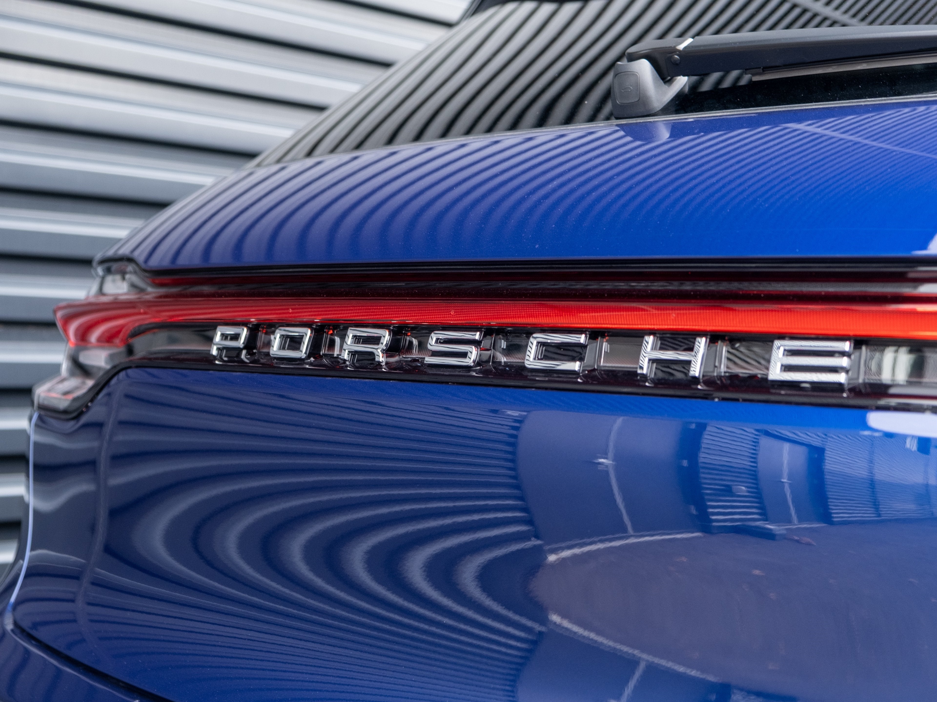 2026 Porsche Macan Base