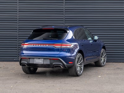2026 Porsche Macan Base