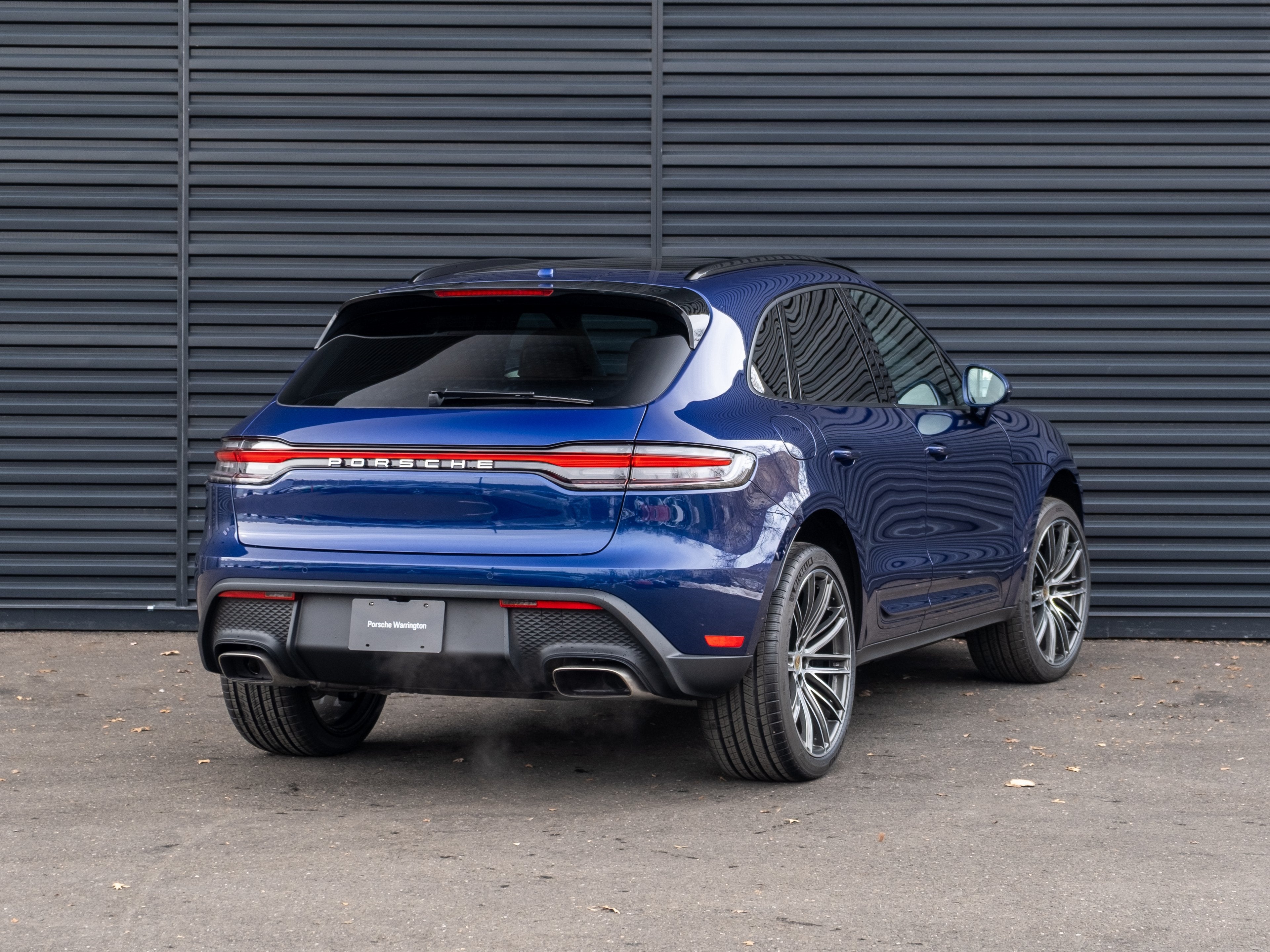 2026 Porsche Macan Base