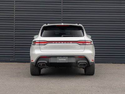 2026 Porsche Macan Base