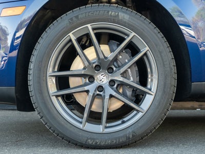 2026 Porsche Macan T