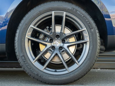 2026 Porsche Macan T