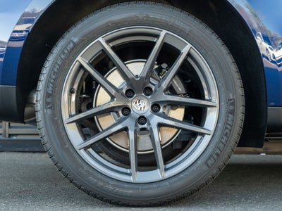 2026 Porsche Macan T