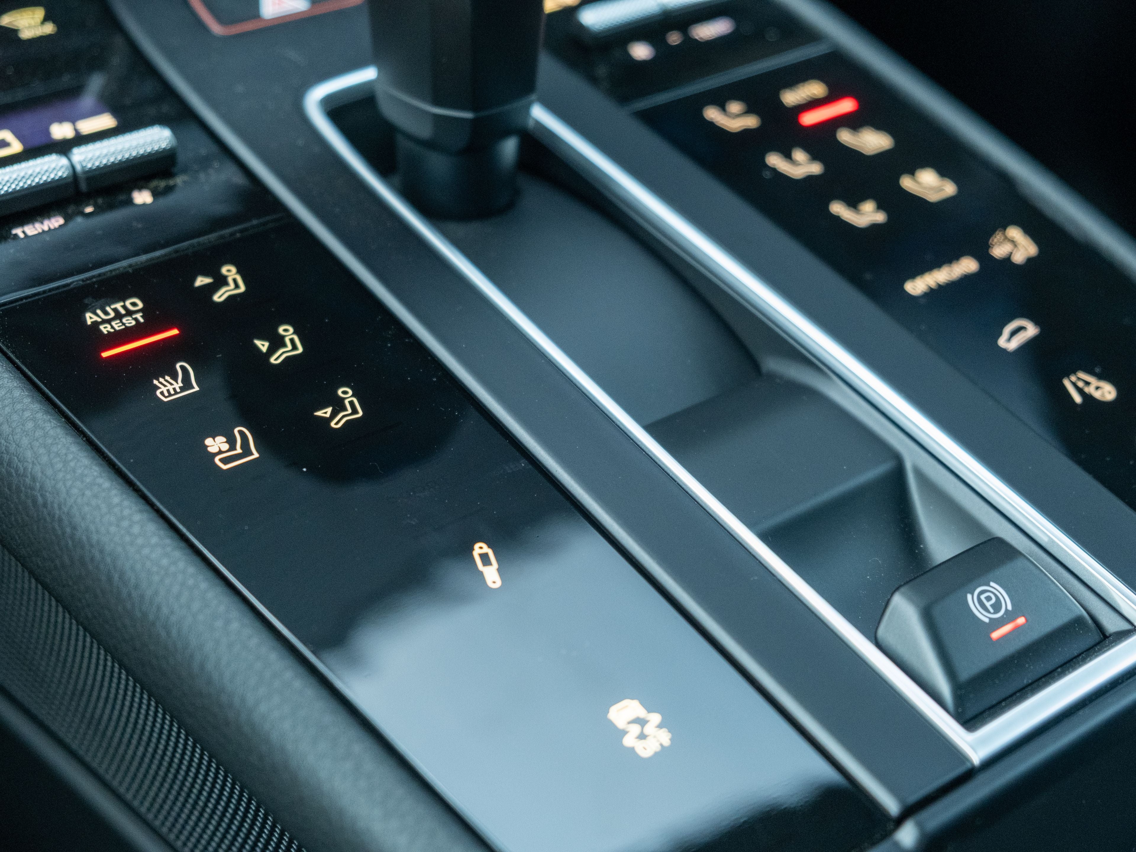 2026 Porsche Macan T