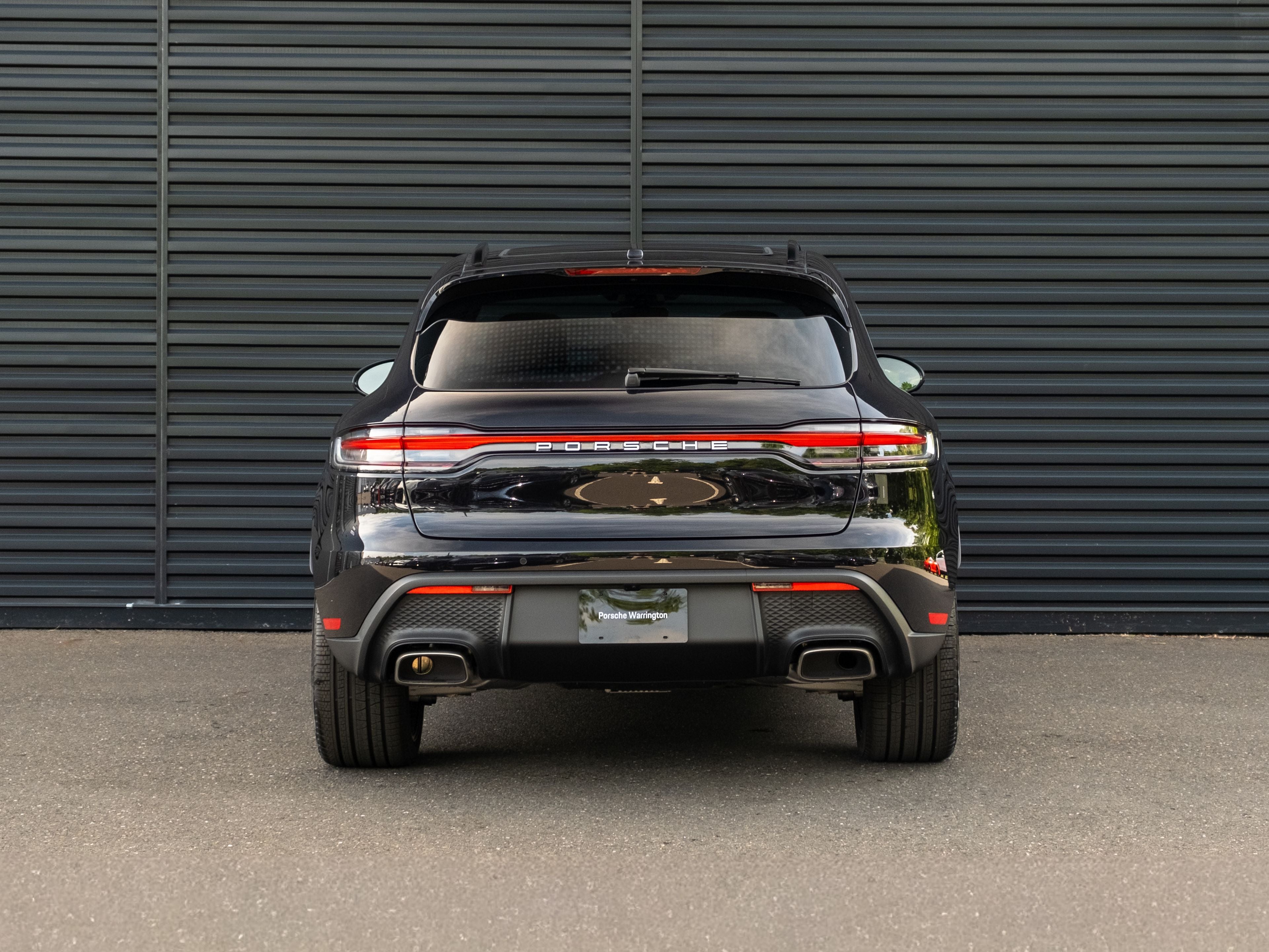 2026 Porsche Macan Base