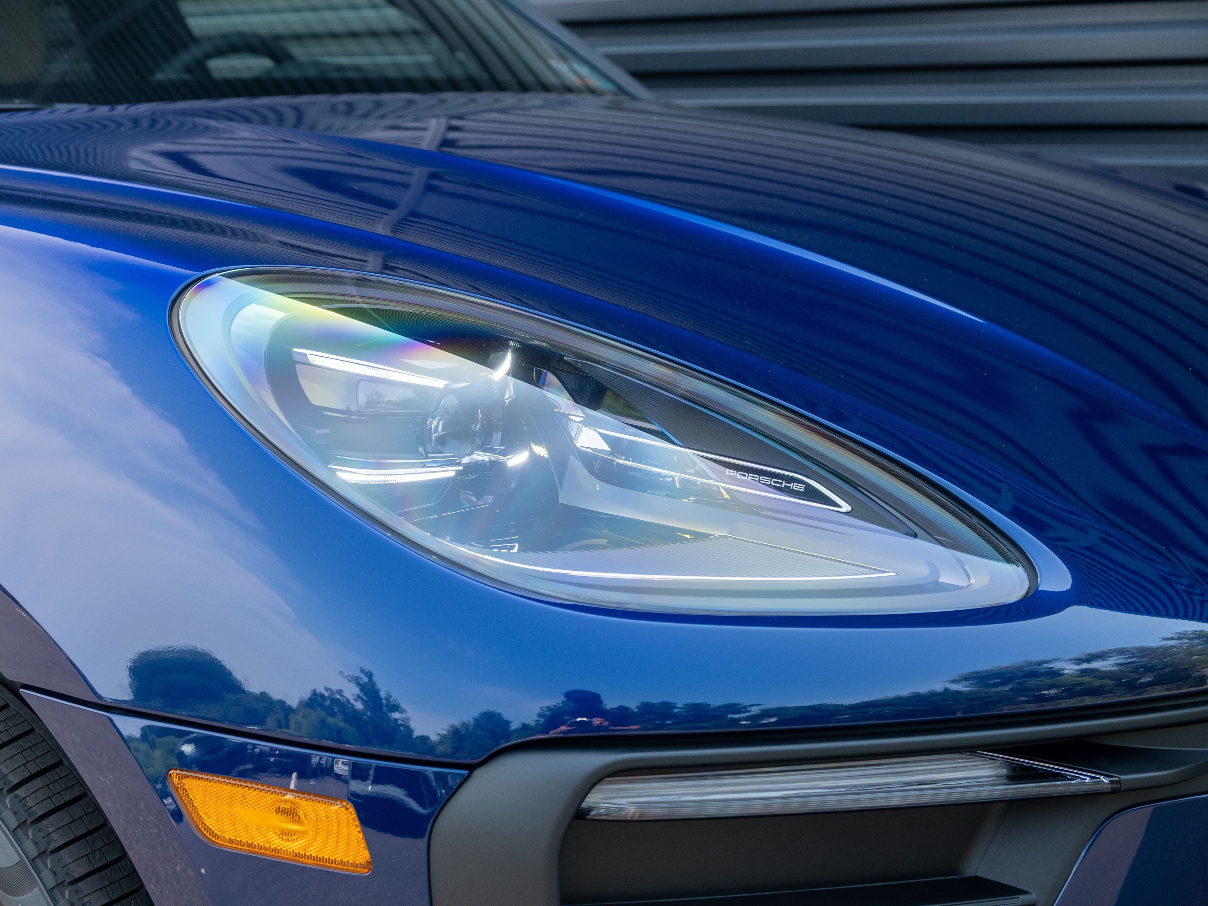 2026 Porsche Macan Base