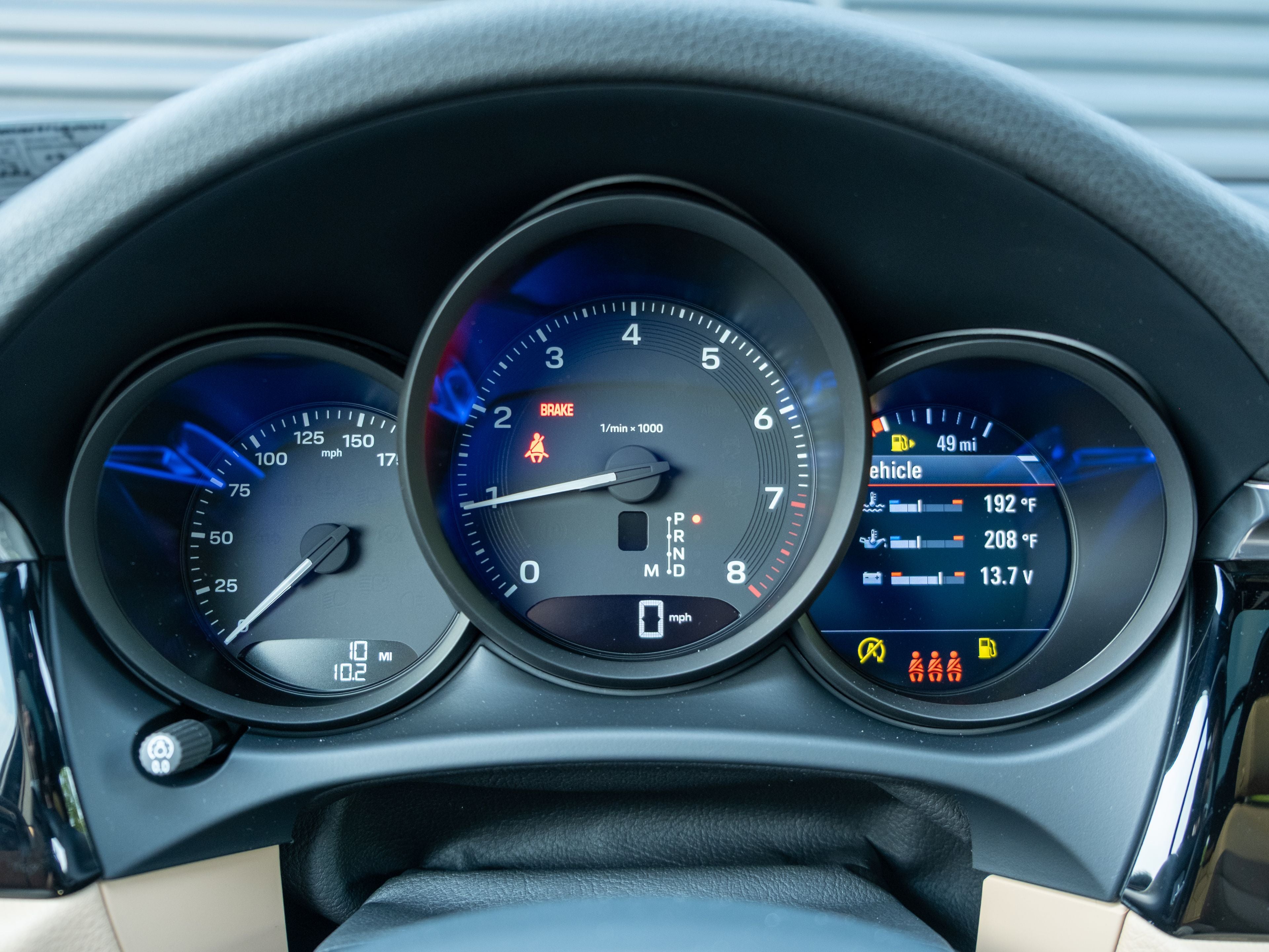 2026 Porsche Macan Base