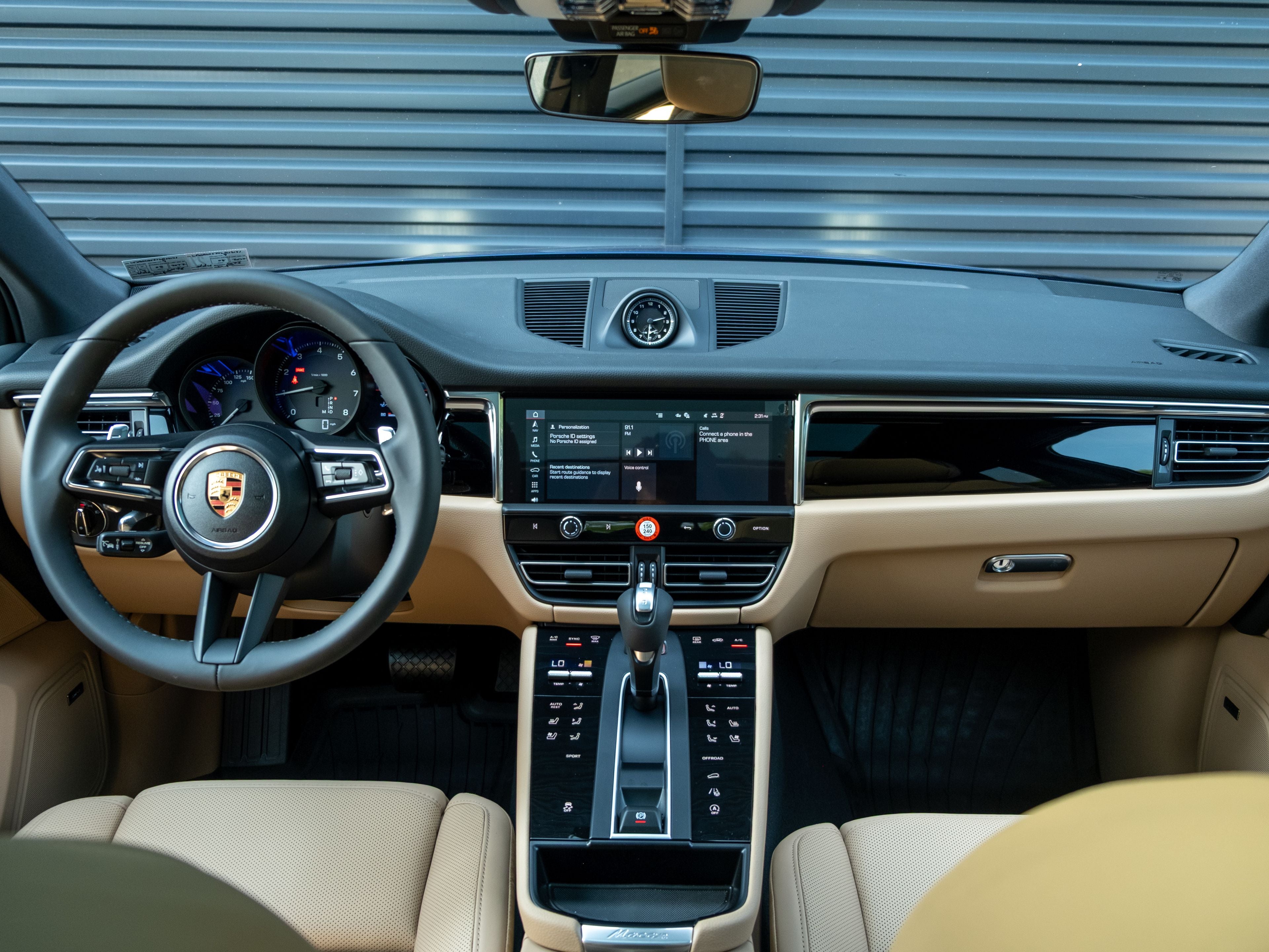 2026 Porsche Macan Base