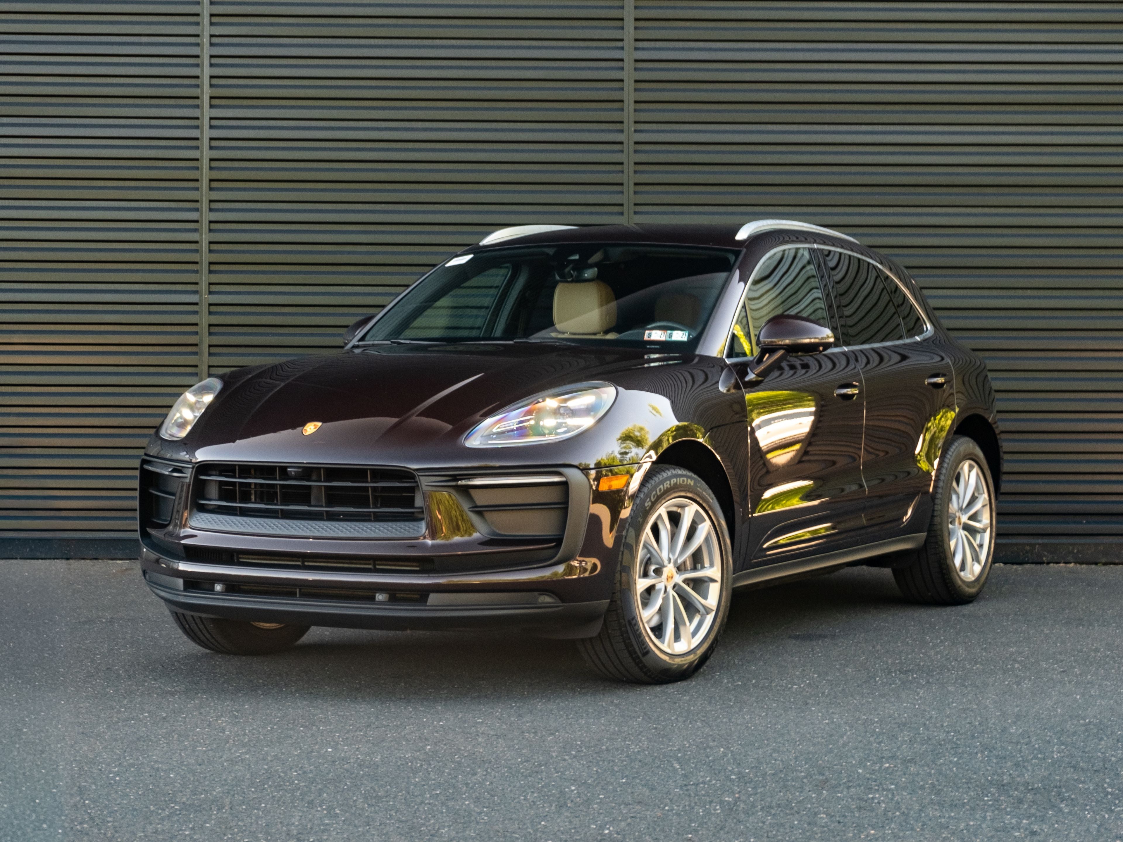 2022 Porsche Macan Base