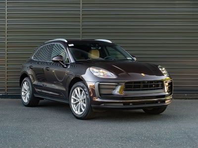 2022 Porsche Macan Base