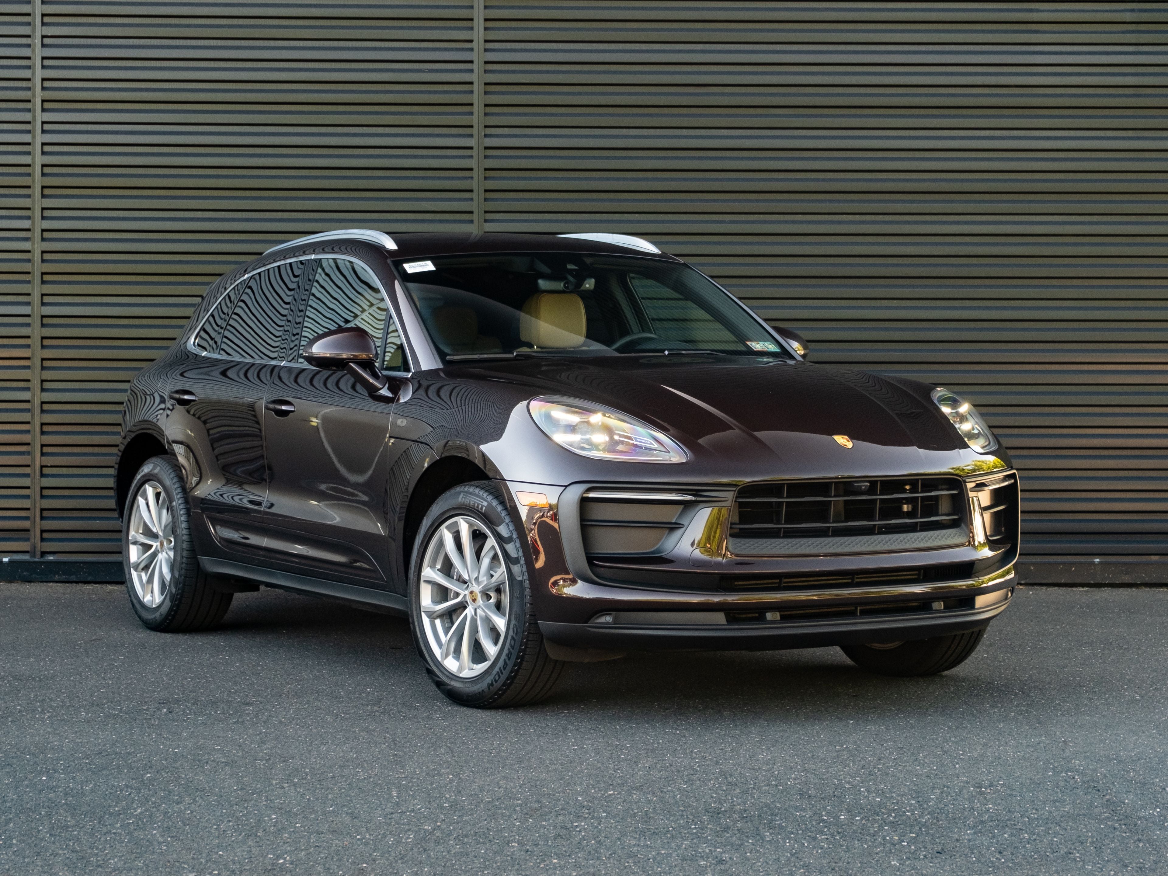 2022 Porsche Macan Base