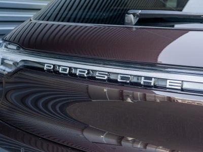 2022 Porsche Macan Base